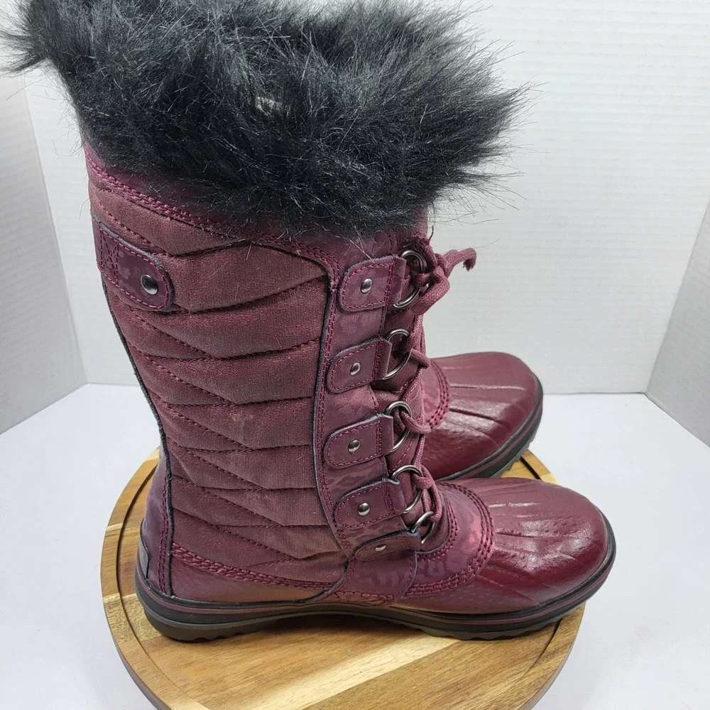 Sorel Women's‎ Tofino II Boots 7 Burgundy Leopard Waterproof Winter Snow NL3072